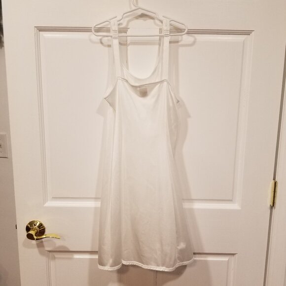 Girls' I.C. Collections Full Slip, Size 14, EUC - LIKE NEW - Picture 3 of 7